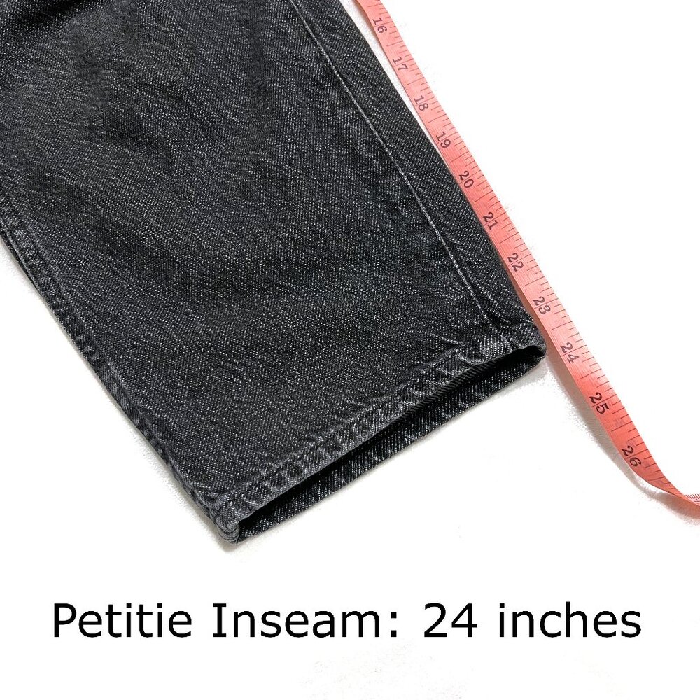 Madewell Petite Relaxed Pull-on Jean, XSP in Chelford wash - Picture 6 of 11